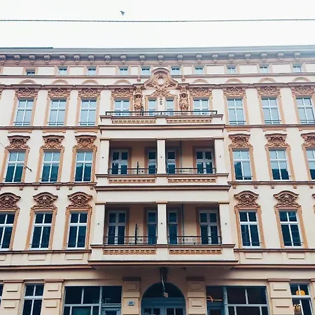 Kamienica Centrum 16 *