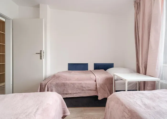 Kamienica Centrum 16 *